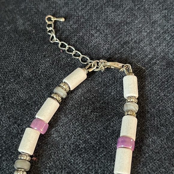 Elegant Beaded Necklace with Purple and Silver Accents - Picture 4 of 5